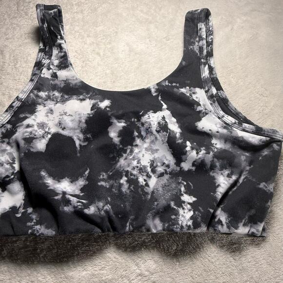 Strut This Other - strut this women’s black and white tie dye cycle bar medium sports bra